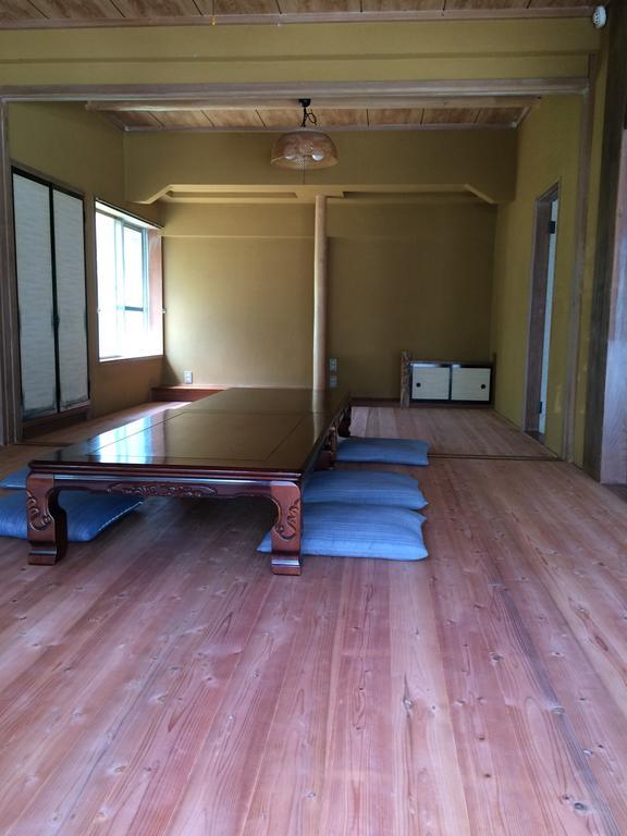 Guest House Itokawa Matsuzaki  Bagian luar foto
